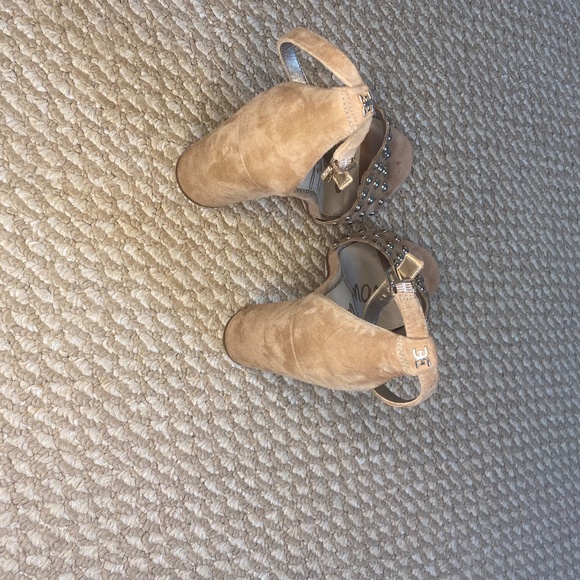 Sam Edelman Tan/Nude Heels - Picture 5 of 7